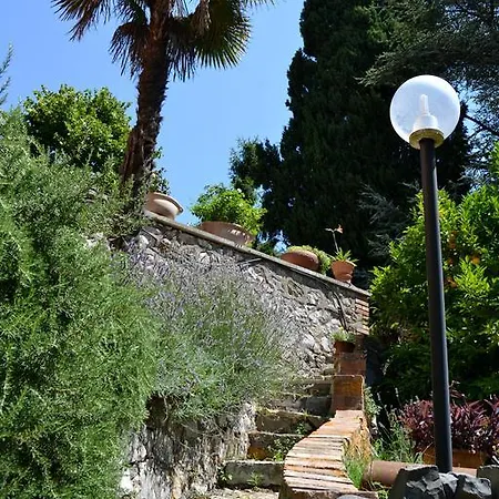 Casa Maria Luisa *